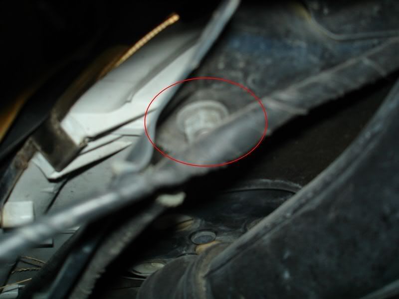 How to change the headlights in a 300zx